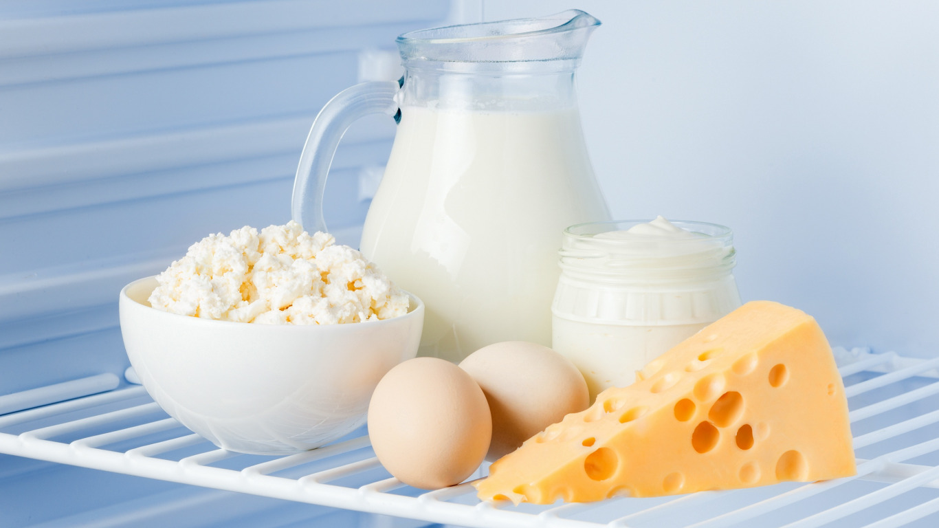 Colostrum Nutrition, Benefits, and Downsides